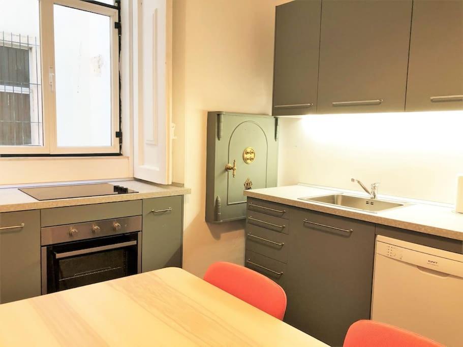 Appartement Sj1D Heart Of Baixa With New A/C * Stylish à Lisboa Extérieur photo